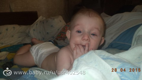 дыра в потолке)