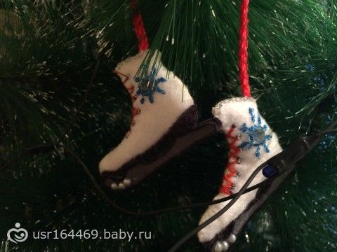 Кое-что пошила...новогодние игрушки для Илюшки!!!!
