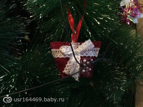Кое-что пошила...новогодние игрушки для Илюшки!!!!