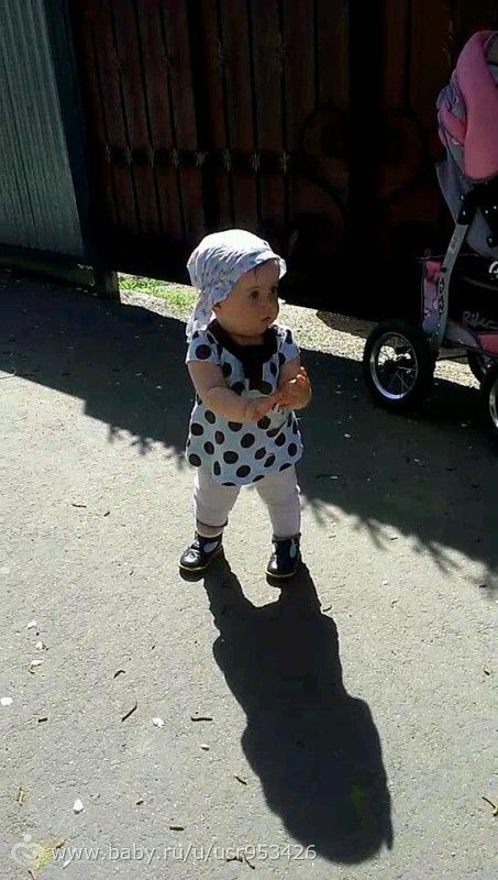 Ульяночке-11 месяцев))))))