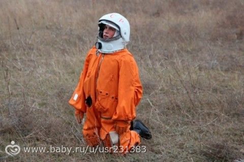 Гагарин. Первый в космосе.