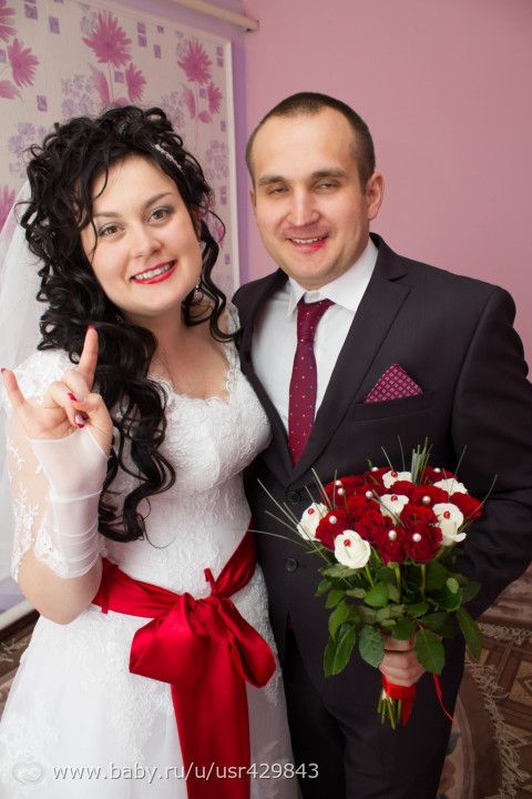 а у нас завтра годовщина свадьбы)))