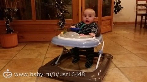 6 месяцев. У педиатра. Со старым Новым годом!