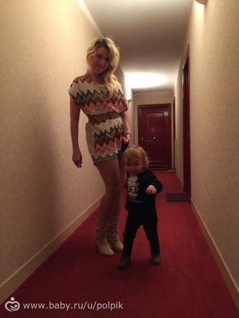 Девочки, с опозданием... Всех с наступившим! Наш фотоотчет))