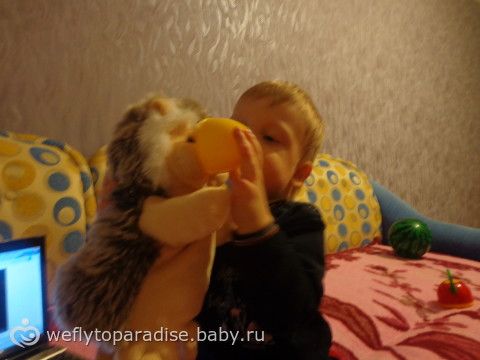 Все что приносит радость ребенку - наши игры и игрушки, отдых :)