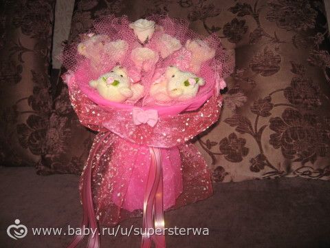 Похвастушки: букет из плюшевых мишек...