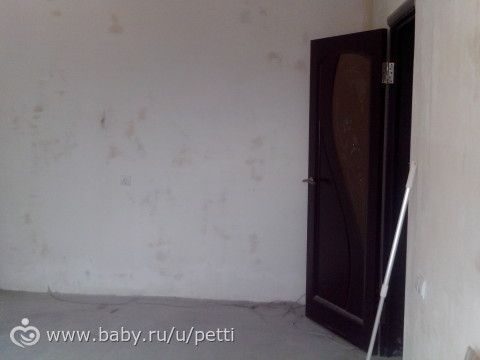 Прошу совета по цвету обоев в гостиную