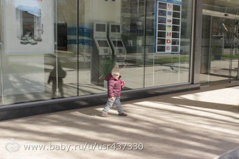 Мелиссе 1 год и 10 мес через 4 дня, фотки