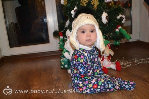 Теплая шапочка для дочки