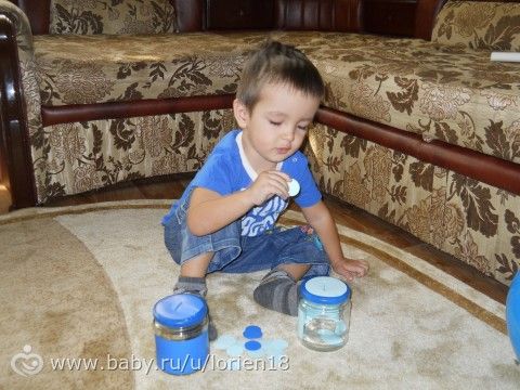 Изучили с сыном синий и голубой цвета)))