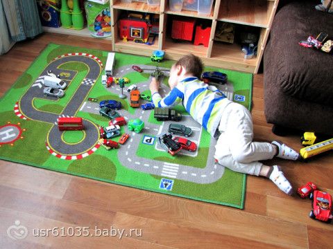 На дорогах пробки!!!... или наш новый коврик-развлекуха)