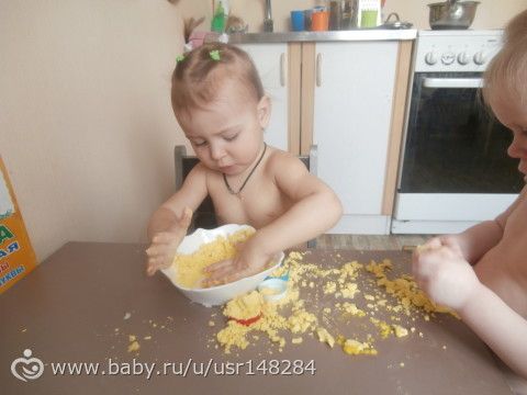 Успехи в рисовании, 1 год и 8 месяцев